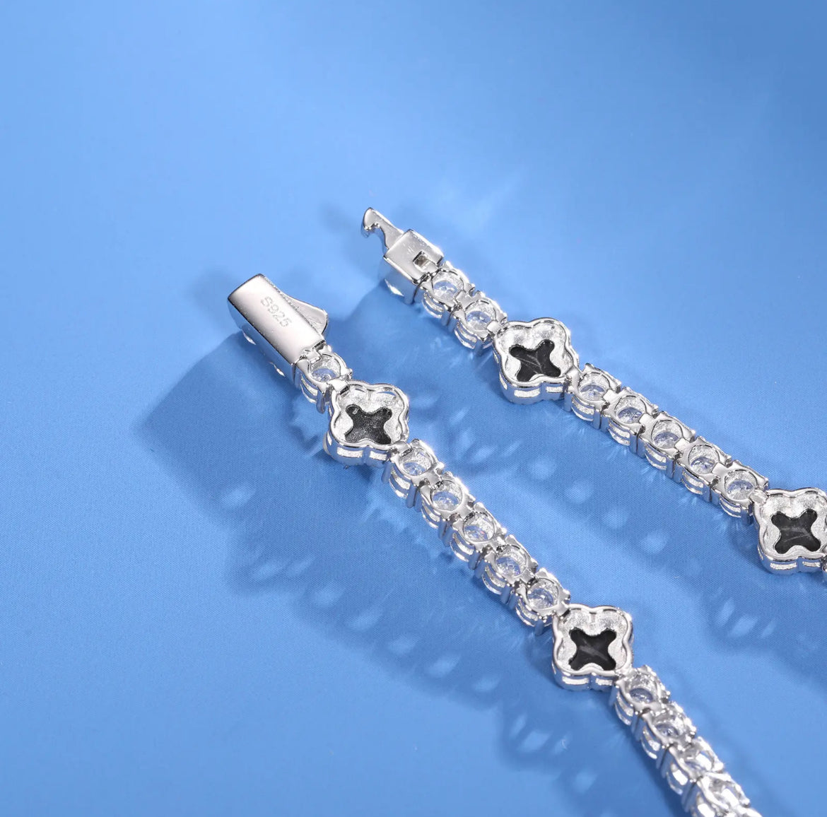 BRACELET TENNIS 4 FEUILLES