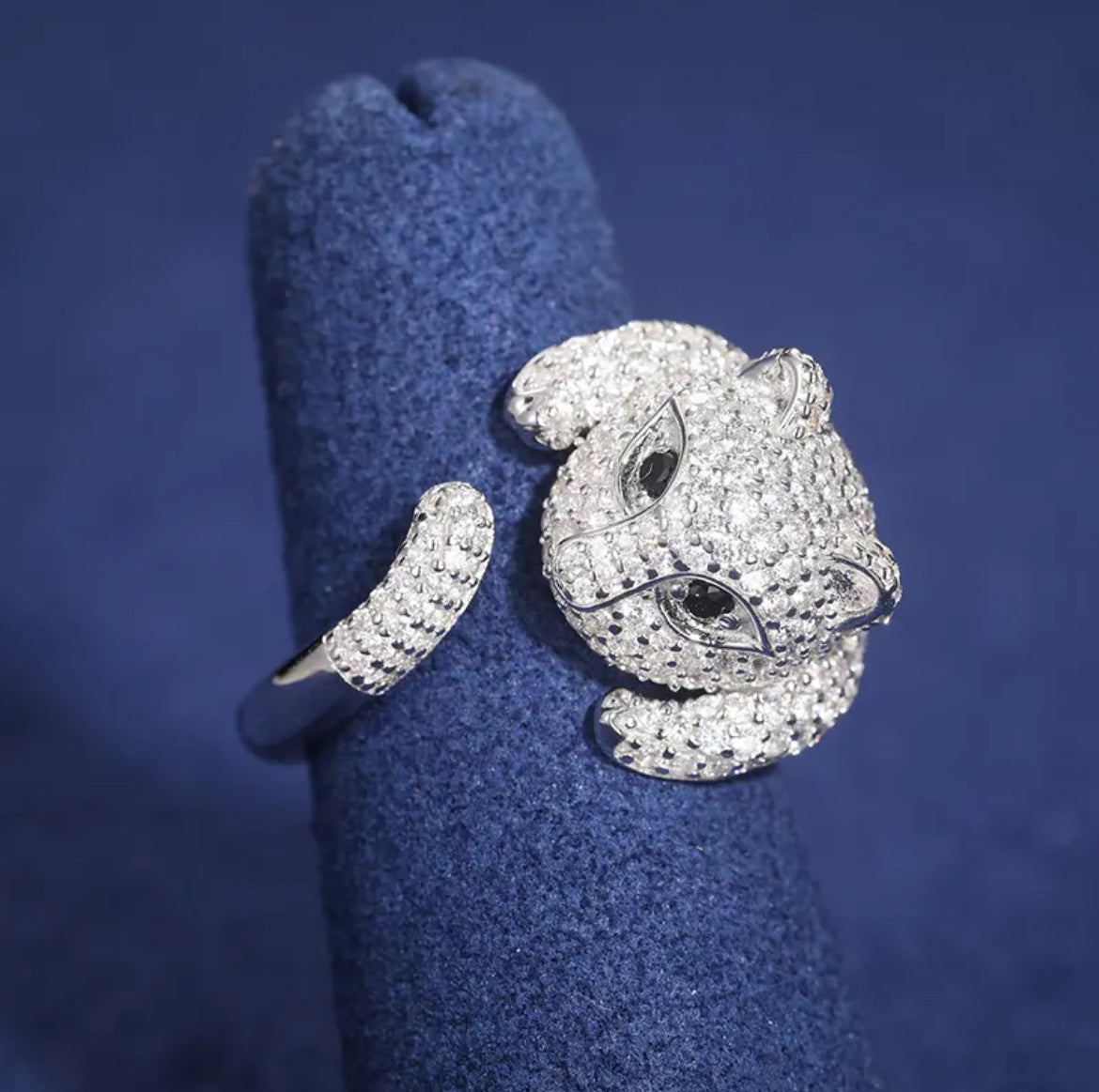 BAGUE CHAT