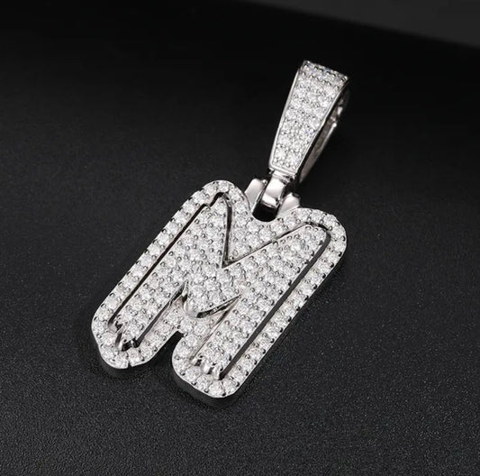 PENDENTIF INITIALE HOP